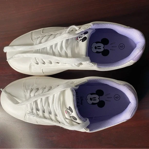 Disney Mickey Mouse ladies character court sneakers size 9 white and purple - Picture 1 of 9